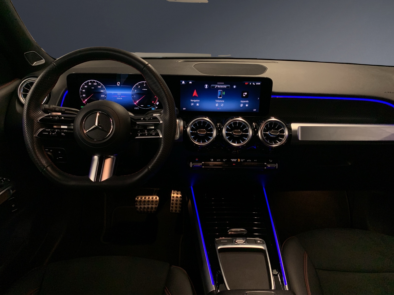 MERCEDES-BENZ GLB 250 4Matic 8G-Tronic-image-6
