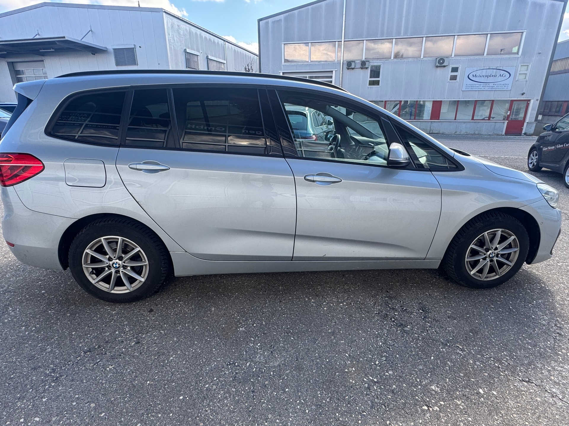 BMW 216d Gran Tourer DKG-image-7