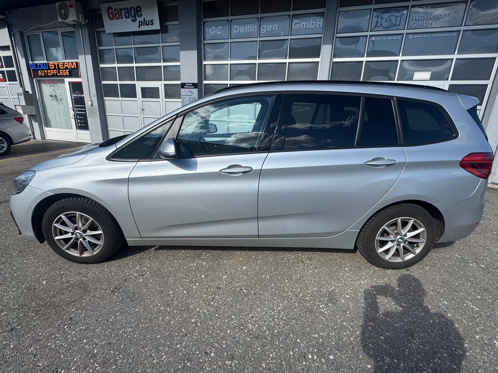 BMW 216d Gran Tourer DKG-image-3
