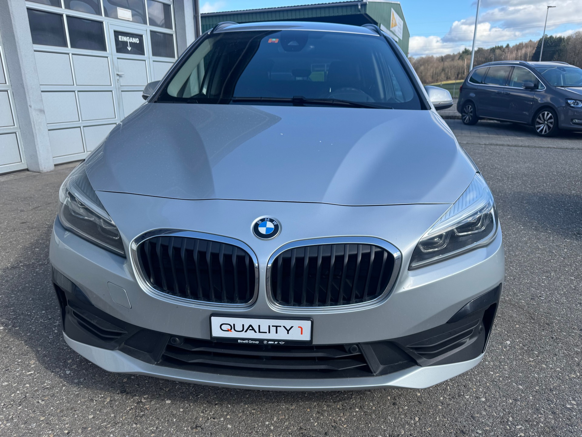 BMW 216d Gran Tourer DKG-image-1