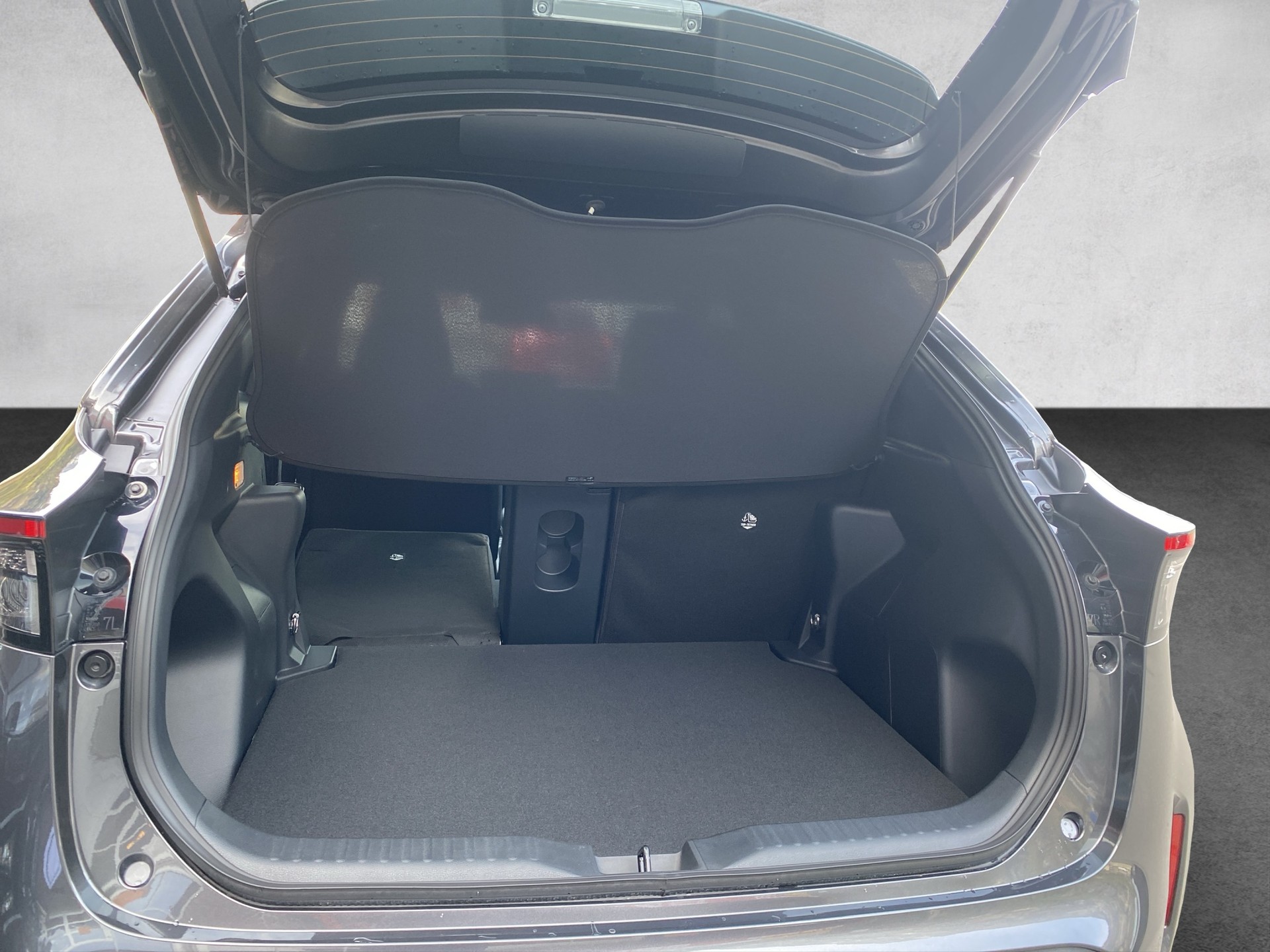TOYOTA Yaris Cross 1.5 Trend AWDi e-CVT-image-17