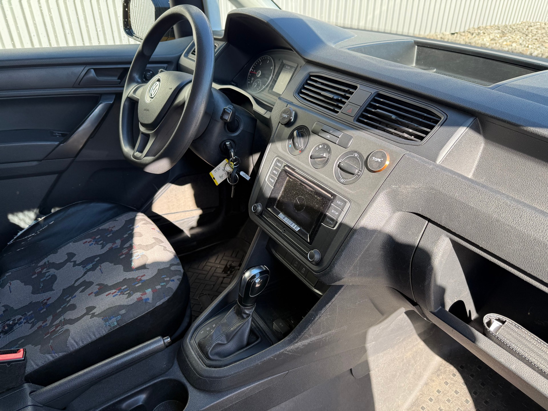 VW Caddy 2.0TDI 4Motion BlueMotion Technology DSG-image-15