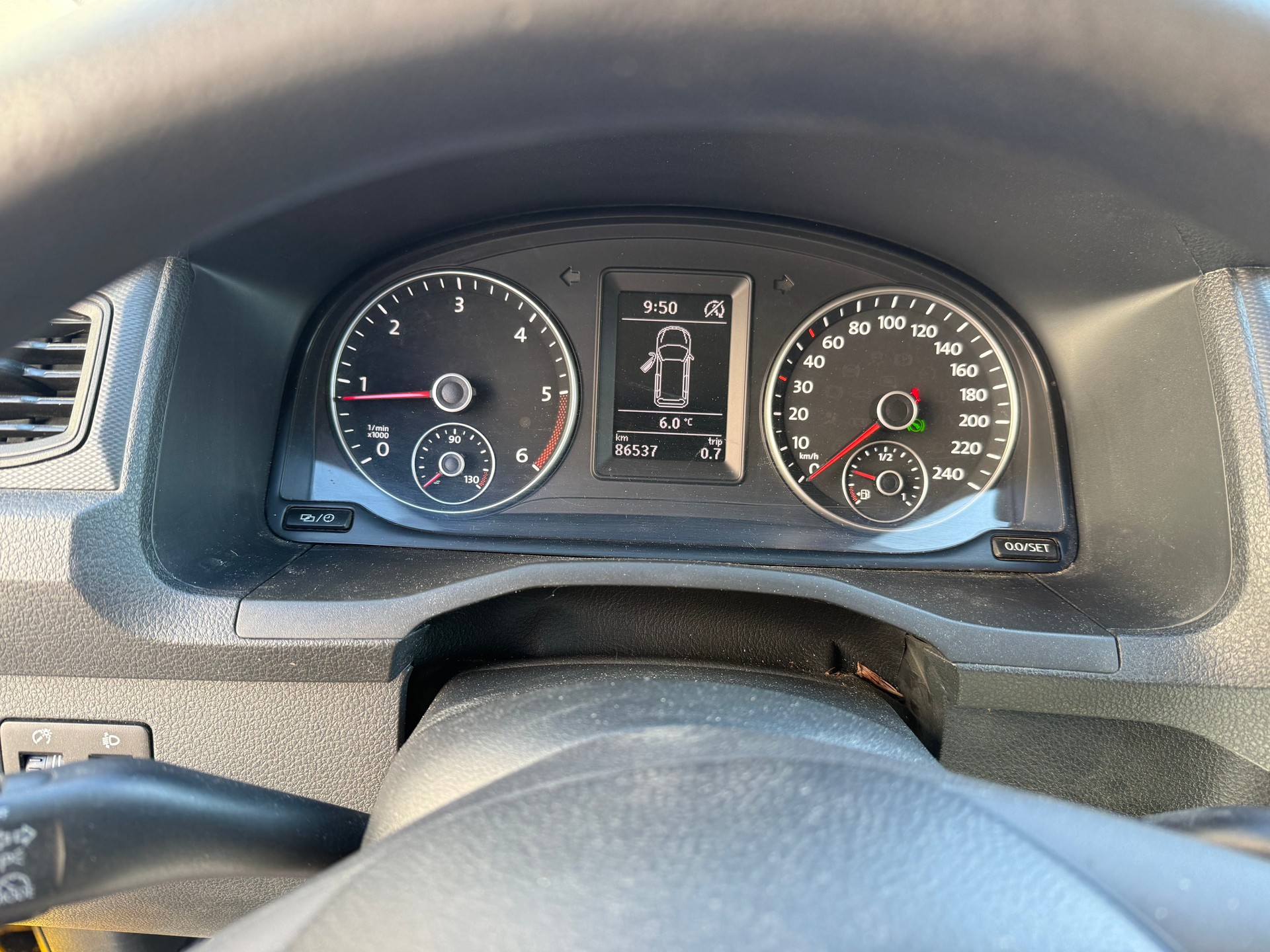 VW Caddy 2.0TDI 4Motion BlueMotion Technology DSG-image-21