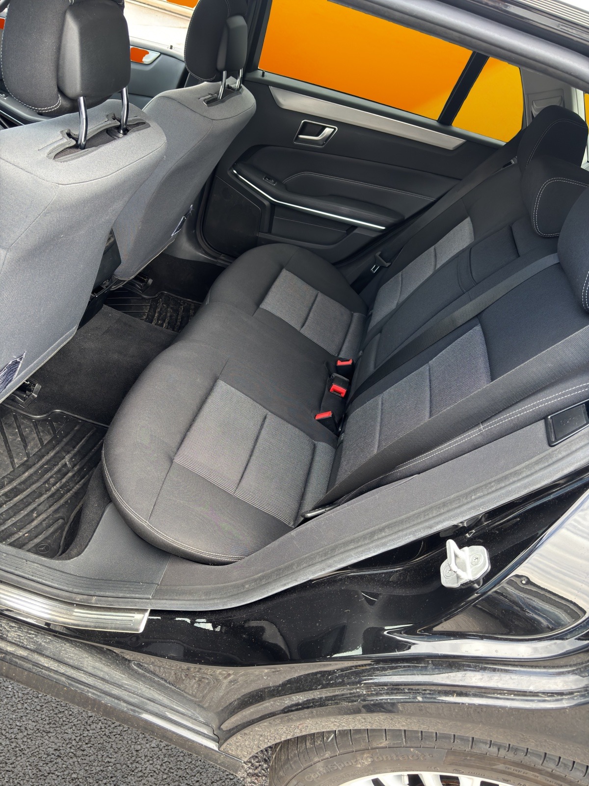 MERCEDES-BENZ E 350 BlueTEC Avantgarde 4Matic 7G-Tronic *** Expertise du jour ***-image-11