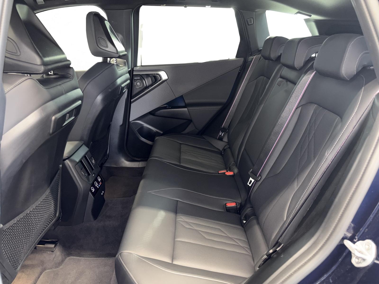 BMW X3 30e xDrive-image-13