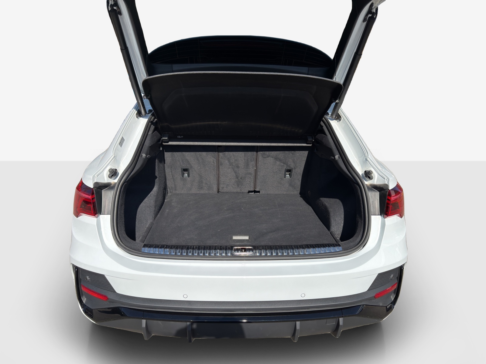 AUDI Q3 Sportback 35 TFSI S line Attraction S-tronic-image-12