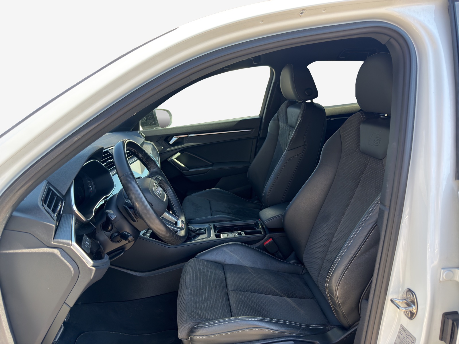 AUDI Q3 Sportback 35 TFSI S line Attraction S-tronic-image-7