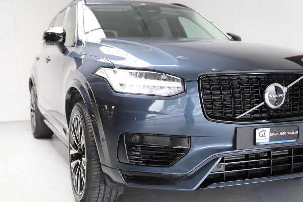 VOLVO XC90 T8 eAWD Xcentric-image-1