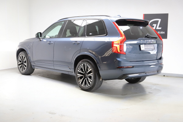 VOLVO XC90 T8 eAWD Xcentric-image-2