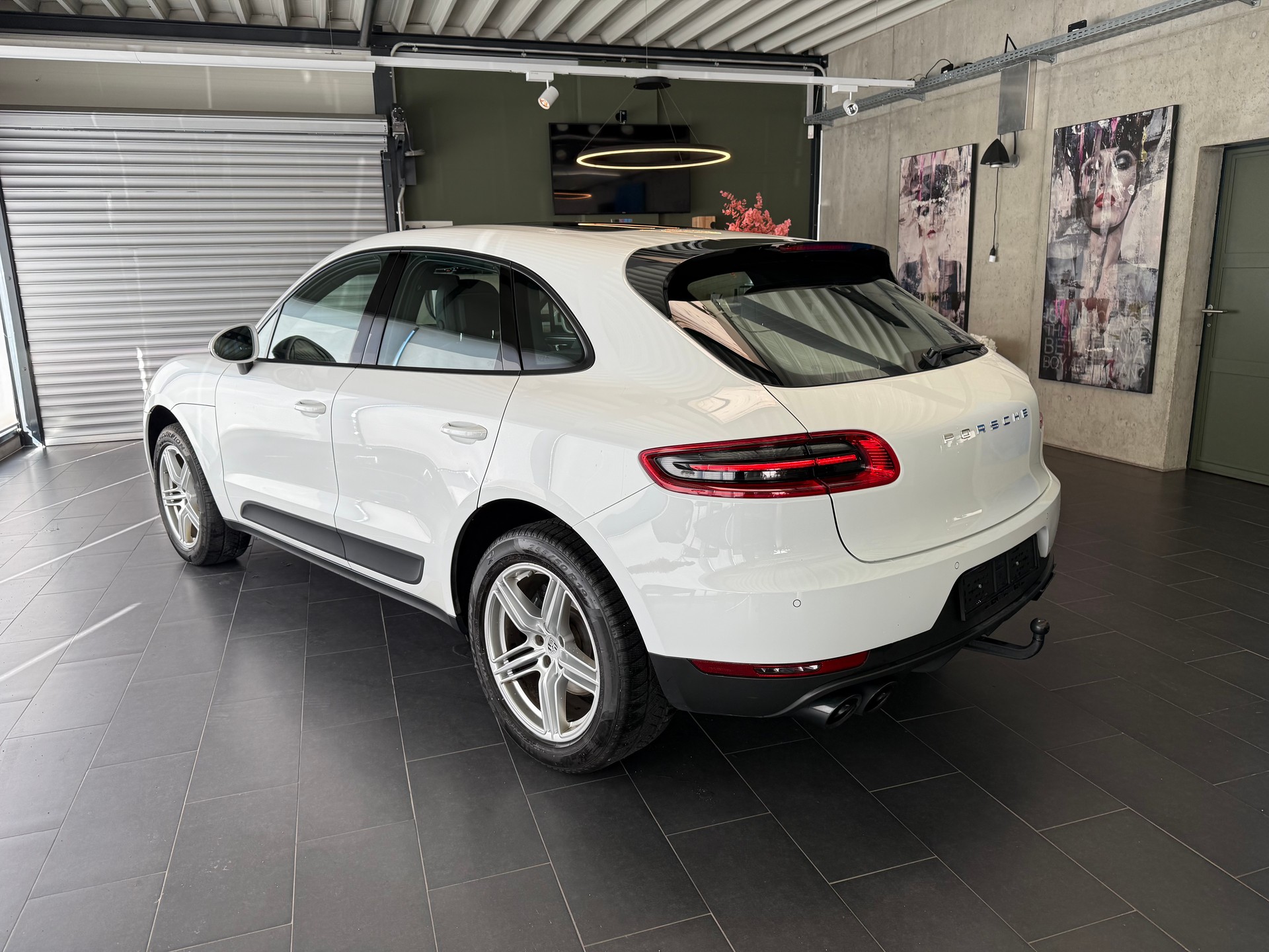 PORSCHE Macan 2.0-image-15