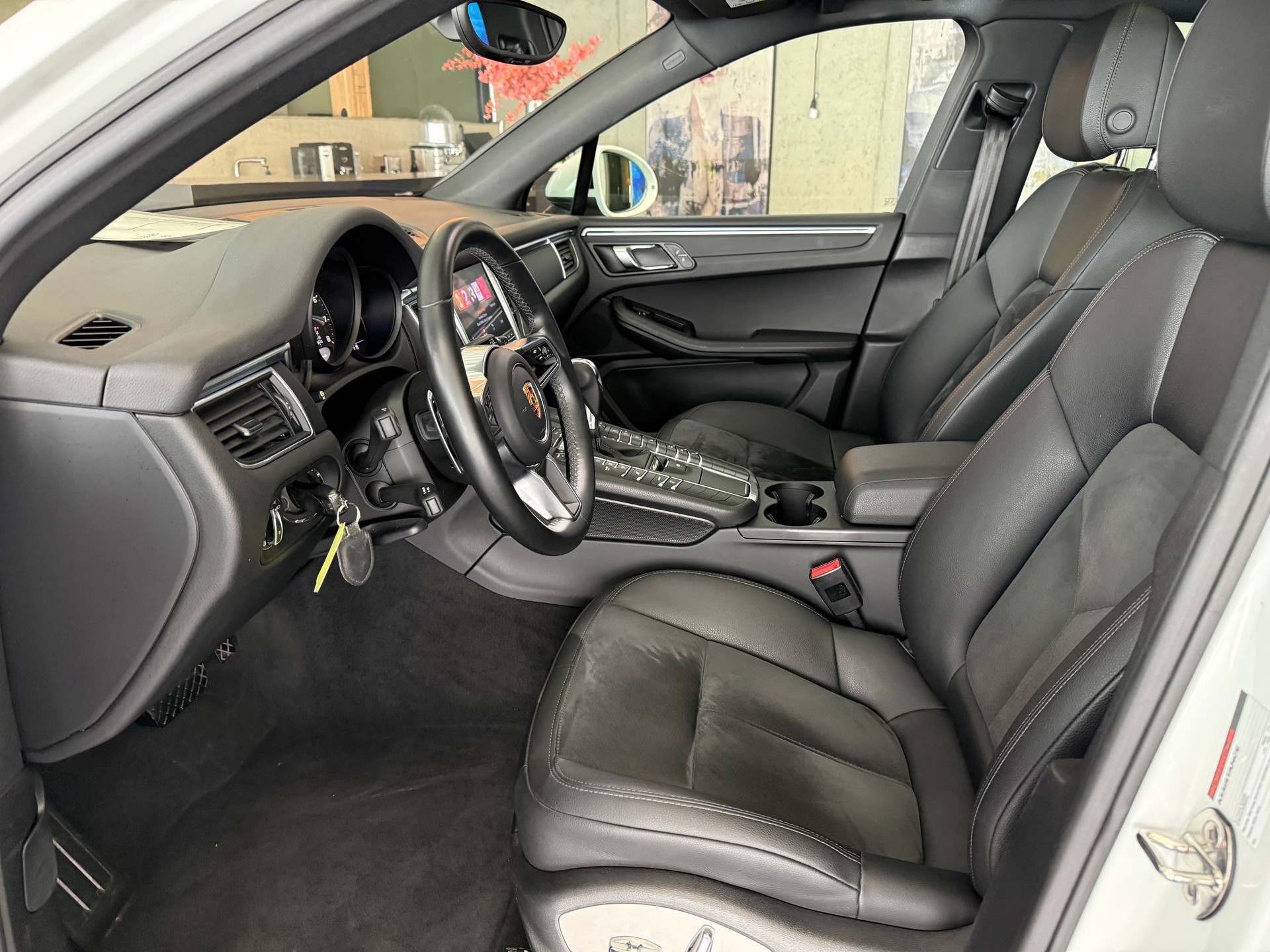 PORSCHE Macan 2.0-image-10