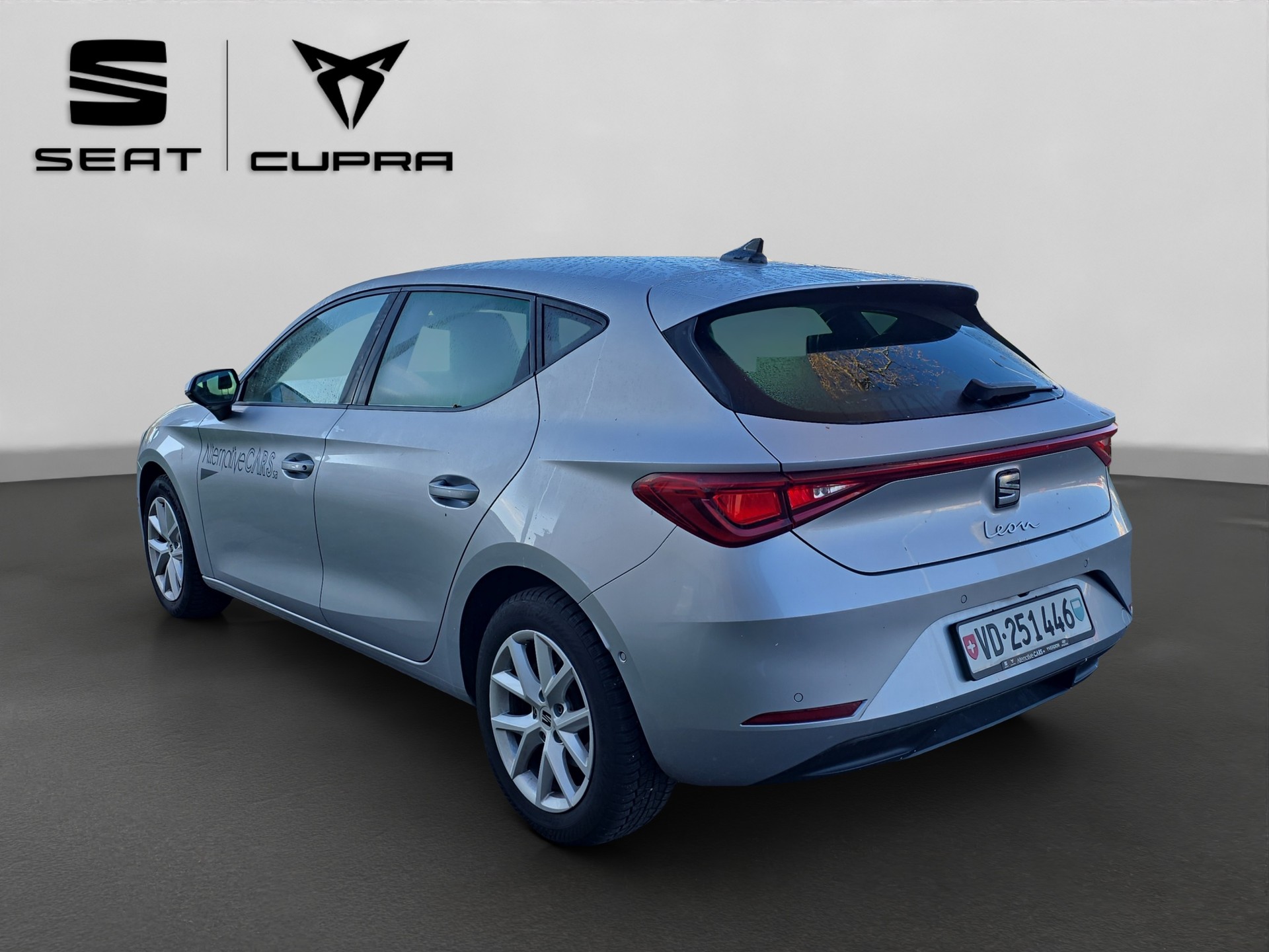SEAT Leon 1.0 eTSI mHEV Style-showroom-element-2