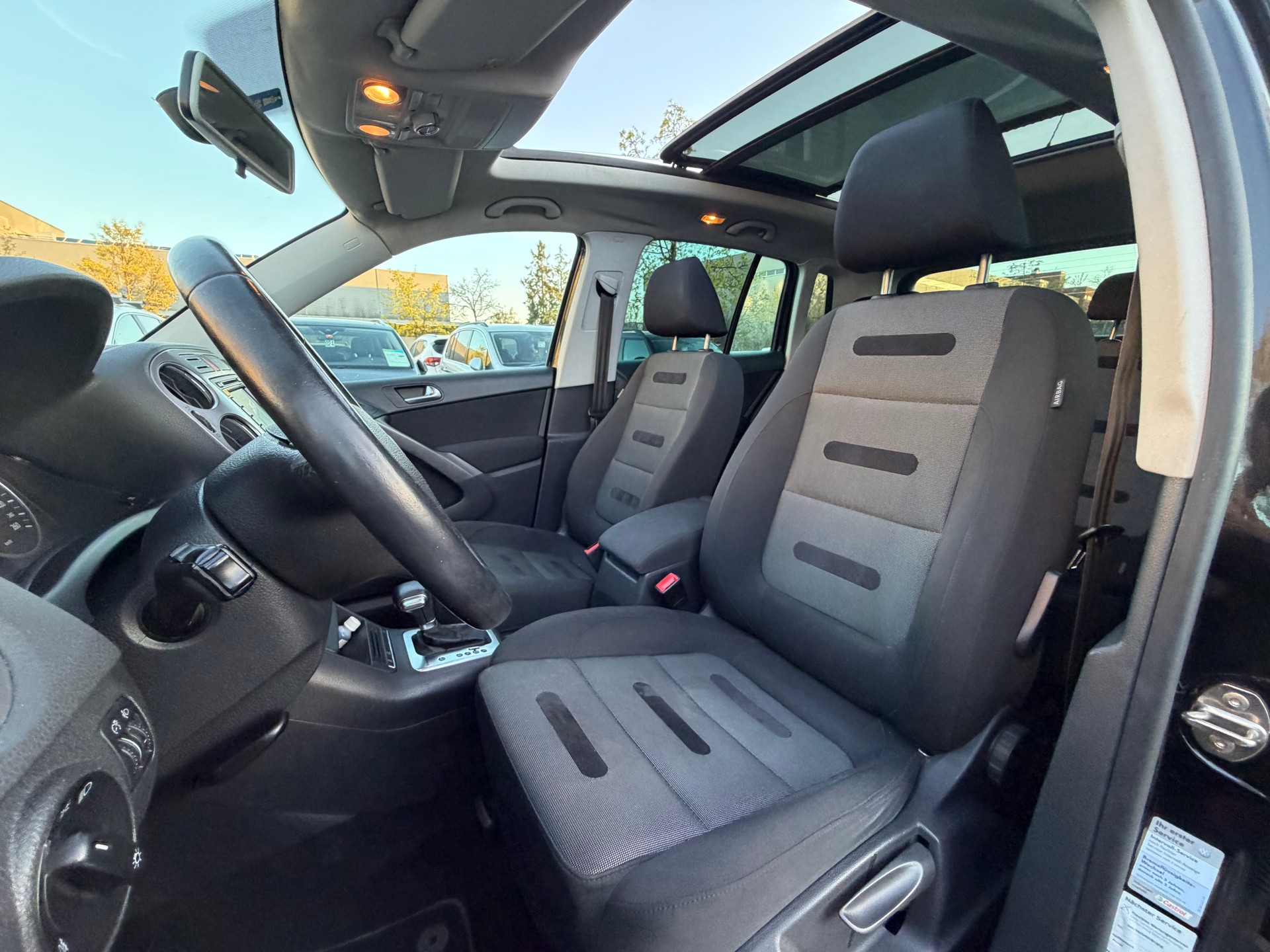 VW Tiguan 2.0 TDI Sport&Style Tiptronic-image-8