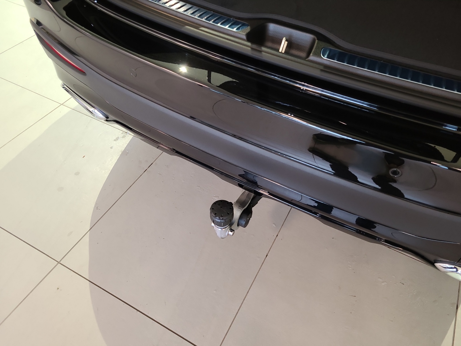 MERCEDES-BENZ GLC 200 4Matic 9G-Tronic-image-15