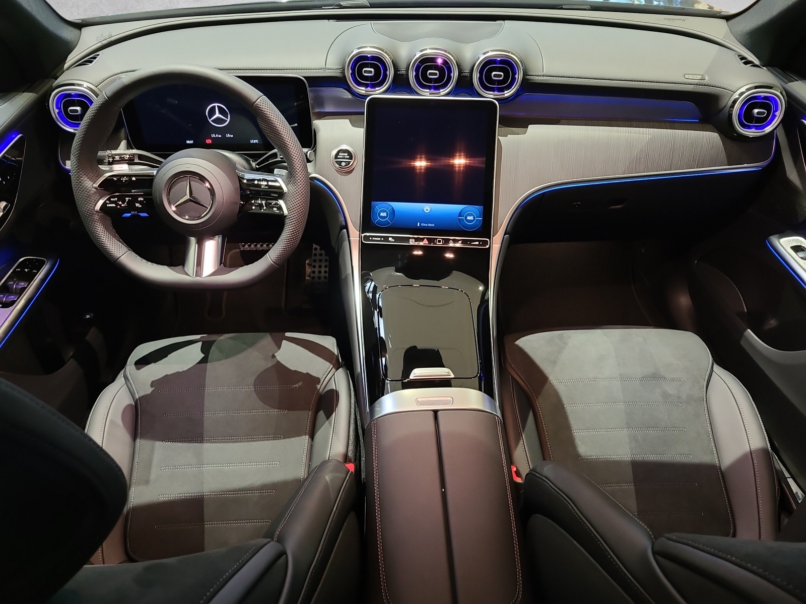 MERCEDES-BENZ GLC 200 4Matic 9G-Tronic-image-11