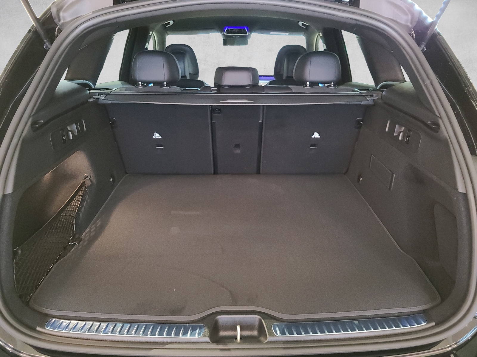 MERCEDES-BENZ GLC 200 4Matic 9G-Tronic-image-13