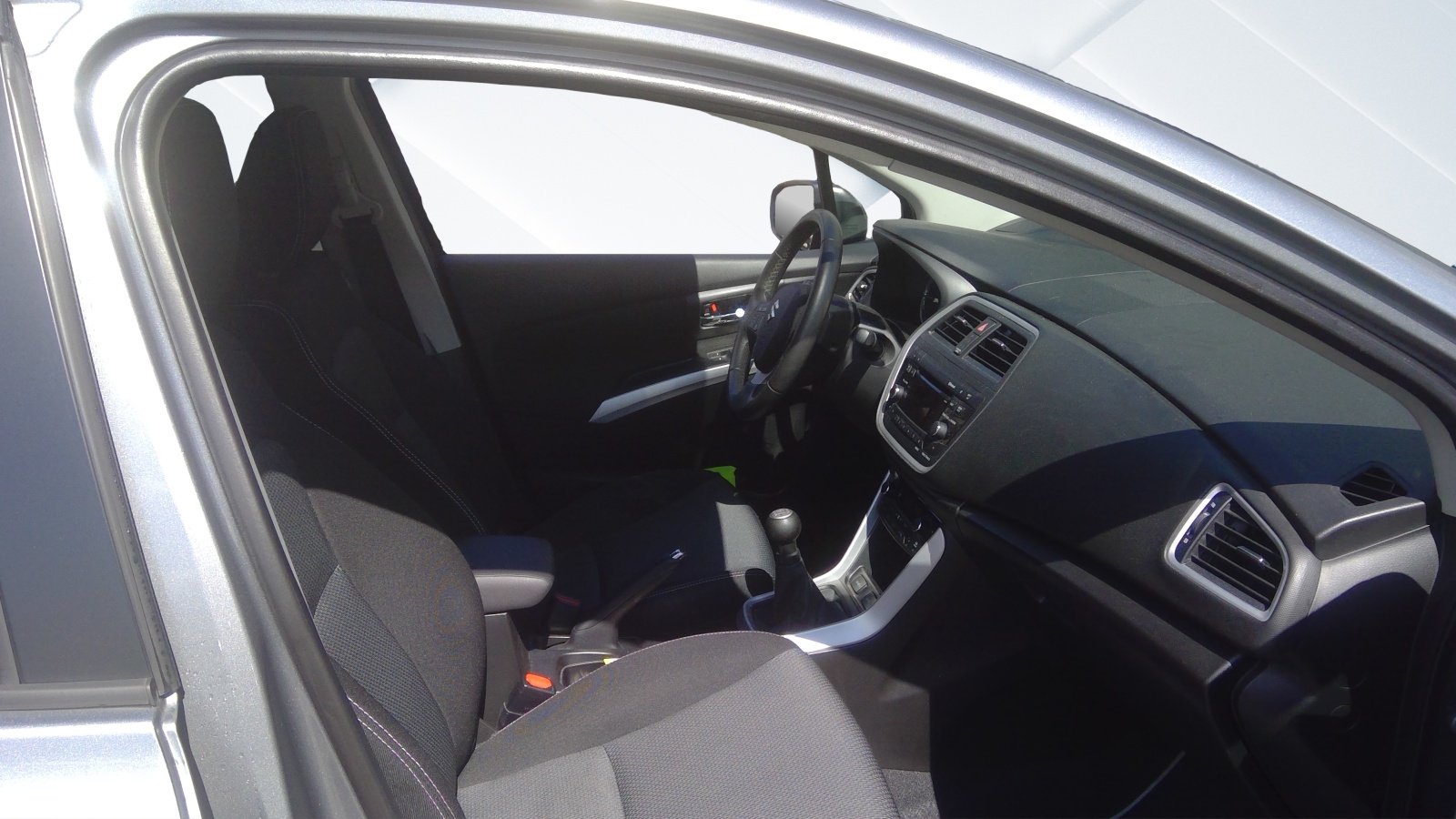 SUZUKI SX4 S-Cross 1.6 16V Sergio Cellano 4WD-image-4