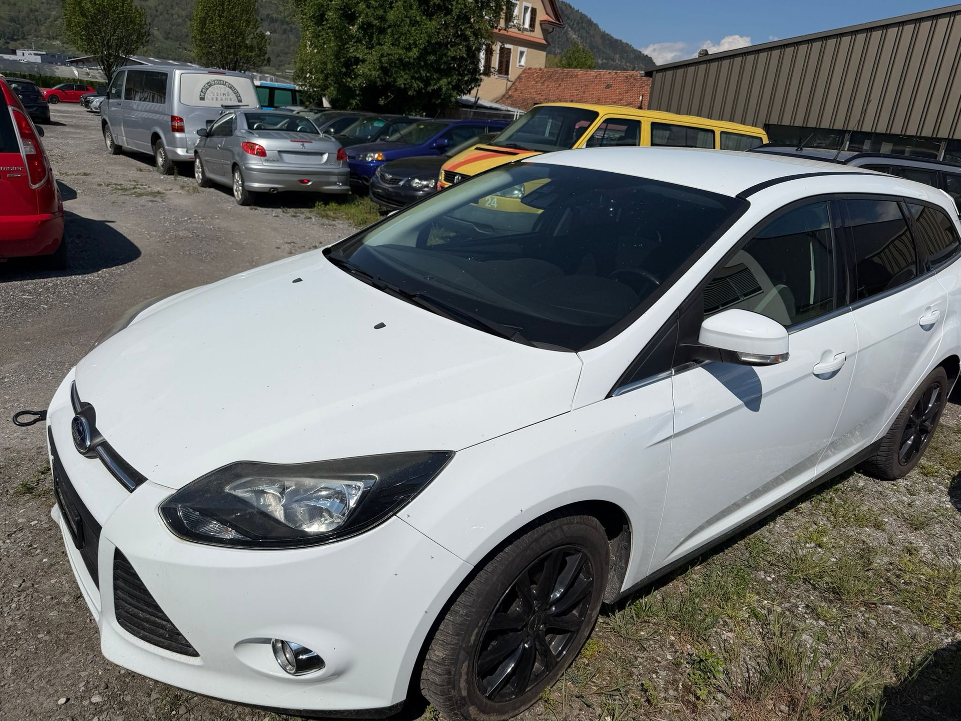 FORD Focus 1.0 SCTi-image-1