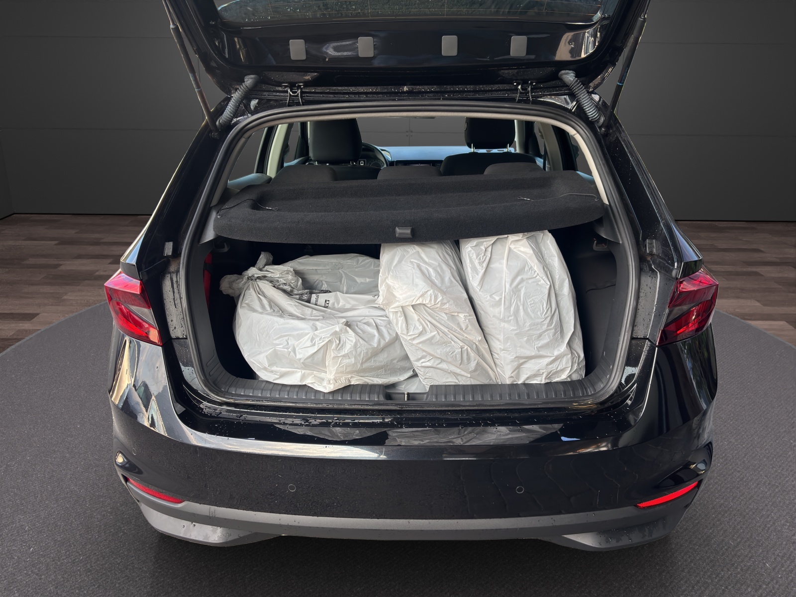 SKODA Fabia 1.0 MPI Active-image-11