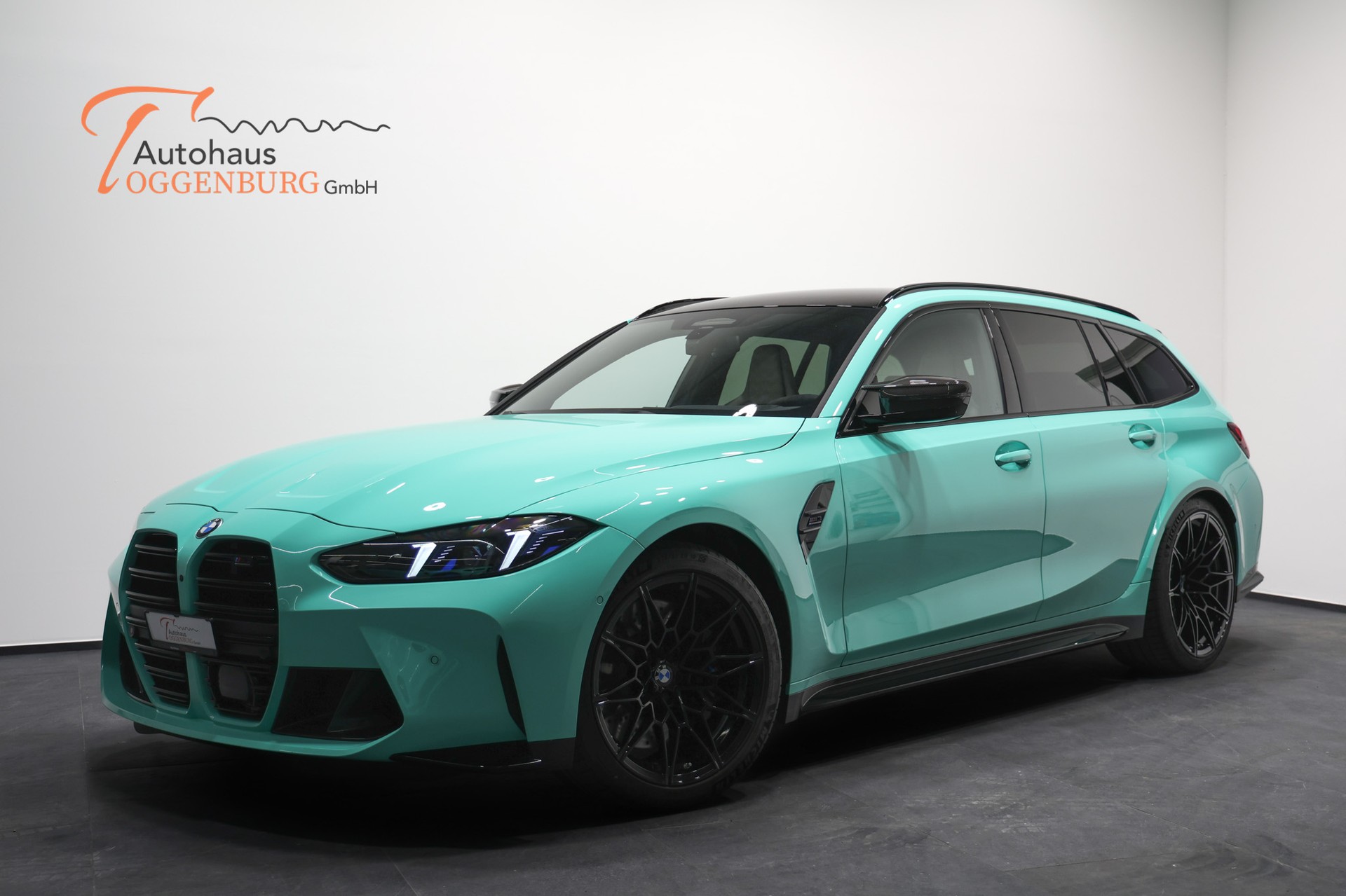 BMW M3 Touring xDrive Competition M LCI *530PS*Sonderlackierung Mintgrün*Carbon Schalensitze*BMW Werksgarantie bis 10.2028*