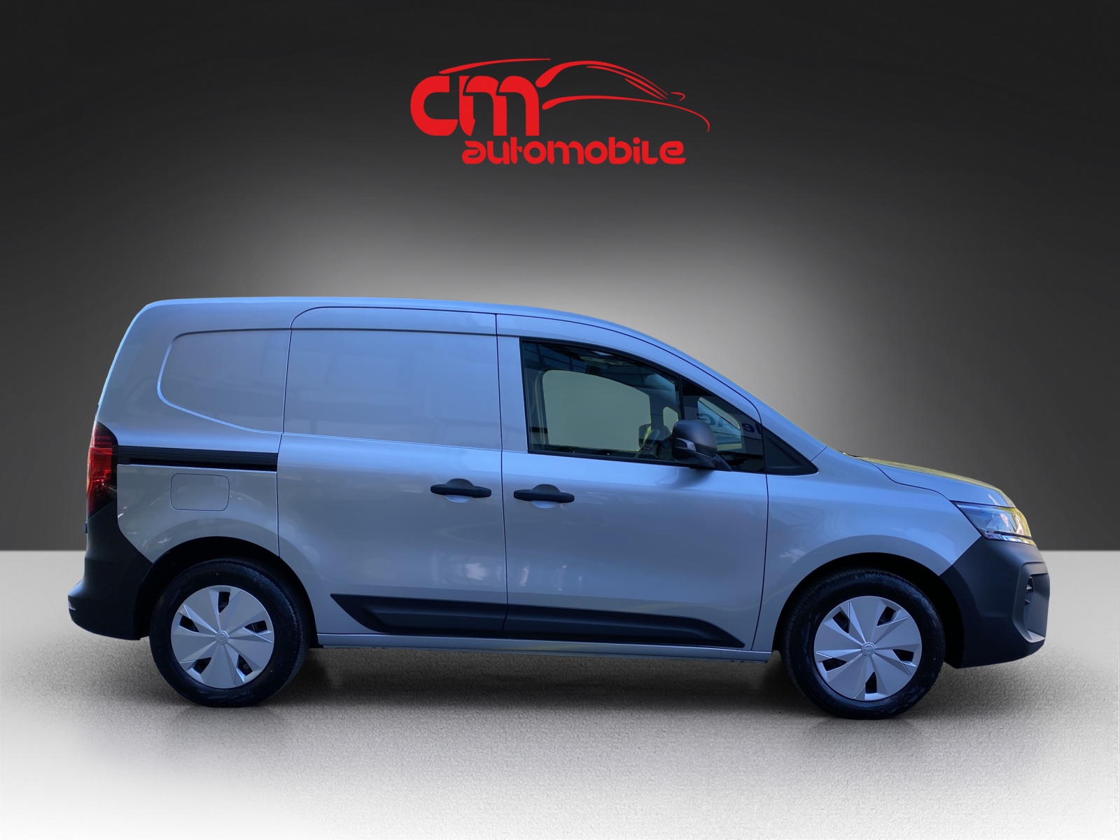 NISSAN Townstar EV45 kWh 22kW L1 Acenta-image-4