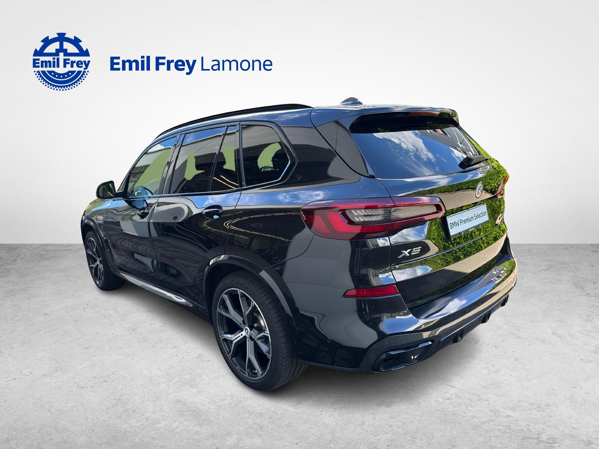 BMW X5 45e xDrive-image-4