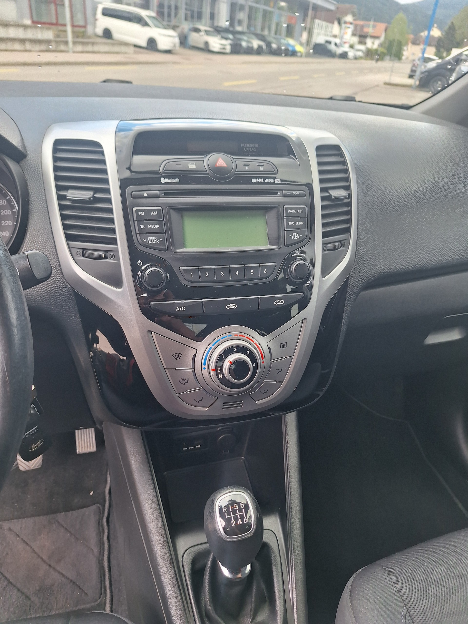 HYUNDAI iX20 1.6 Style-image-7