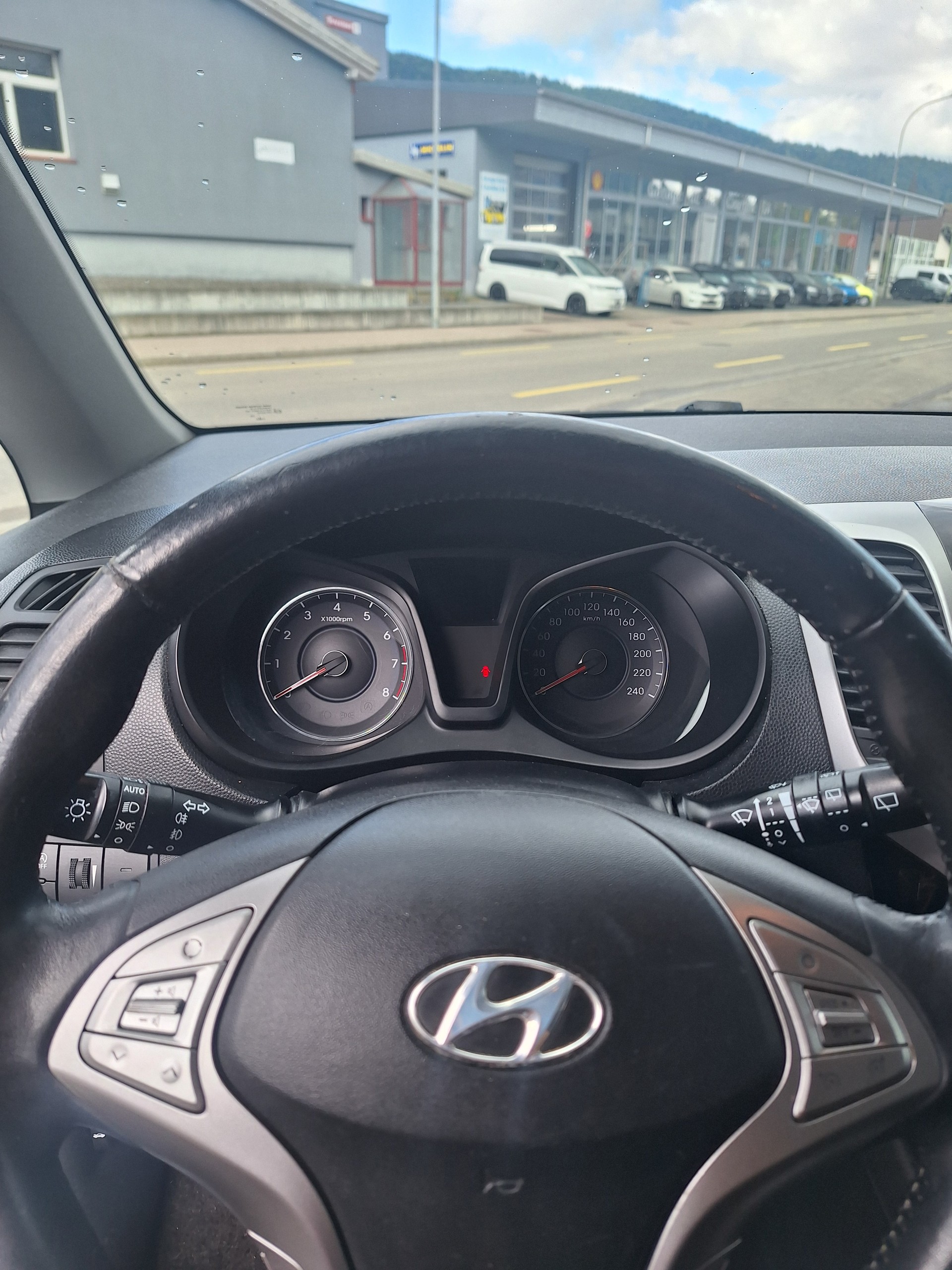 HYUNDAI iX20 1.6 Style-image-6