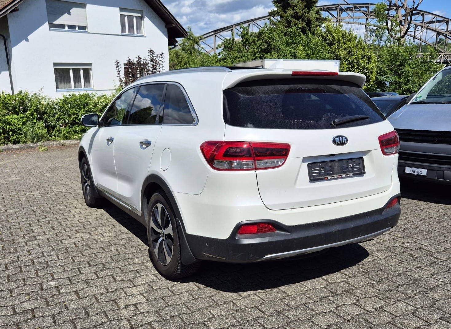 KIA Sorento 2.2 CRDI Style 5P. Automatic-image-3