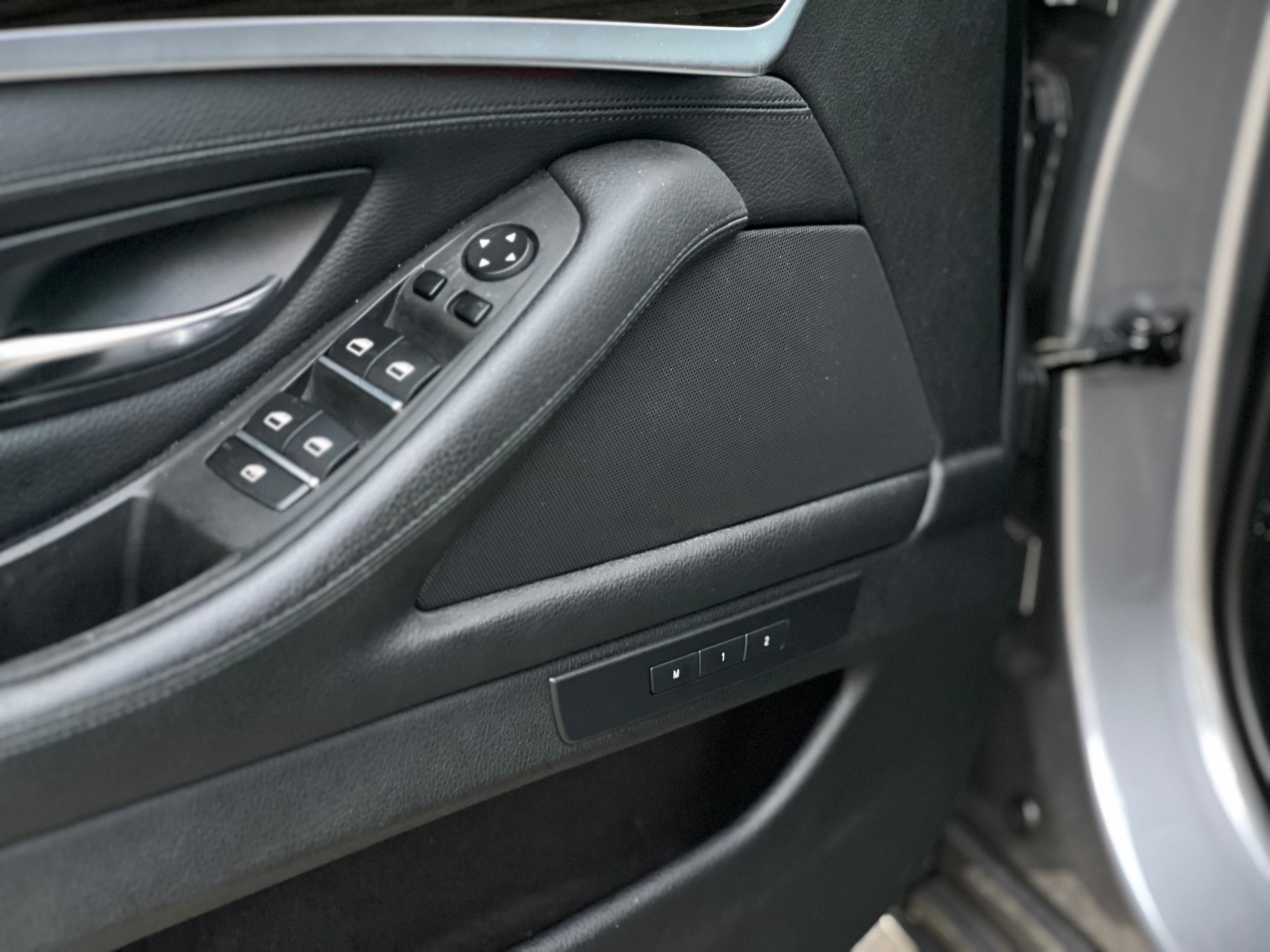 BMW 535d Touring Steptronic Full Option Export kaufen bei ASM-TEAM.ch-image-13