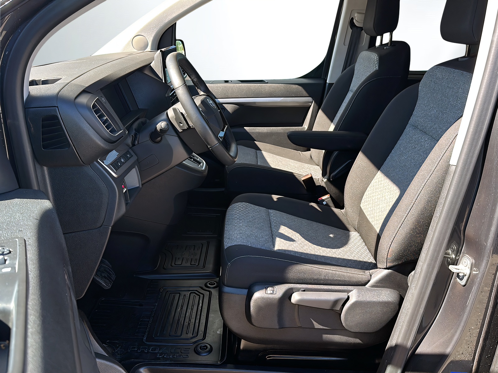 TOYOTA Proace Verso 2.0 D-4D Trend Medium Automatic-showroom-element-3