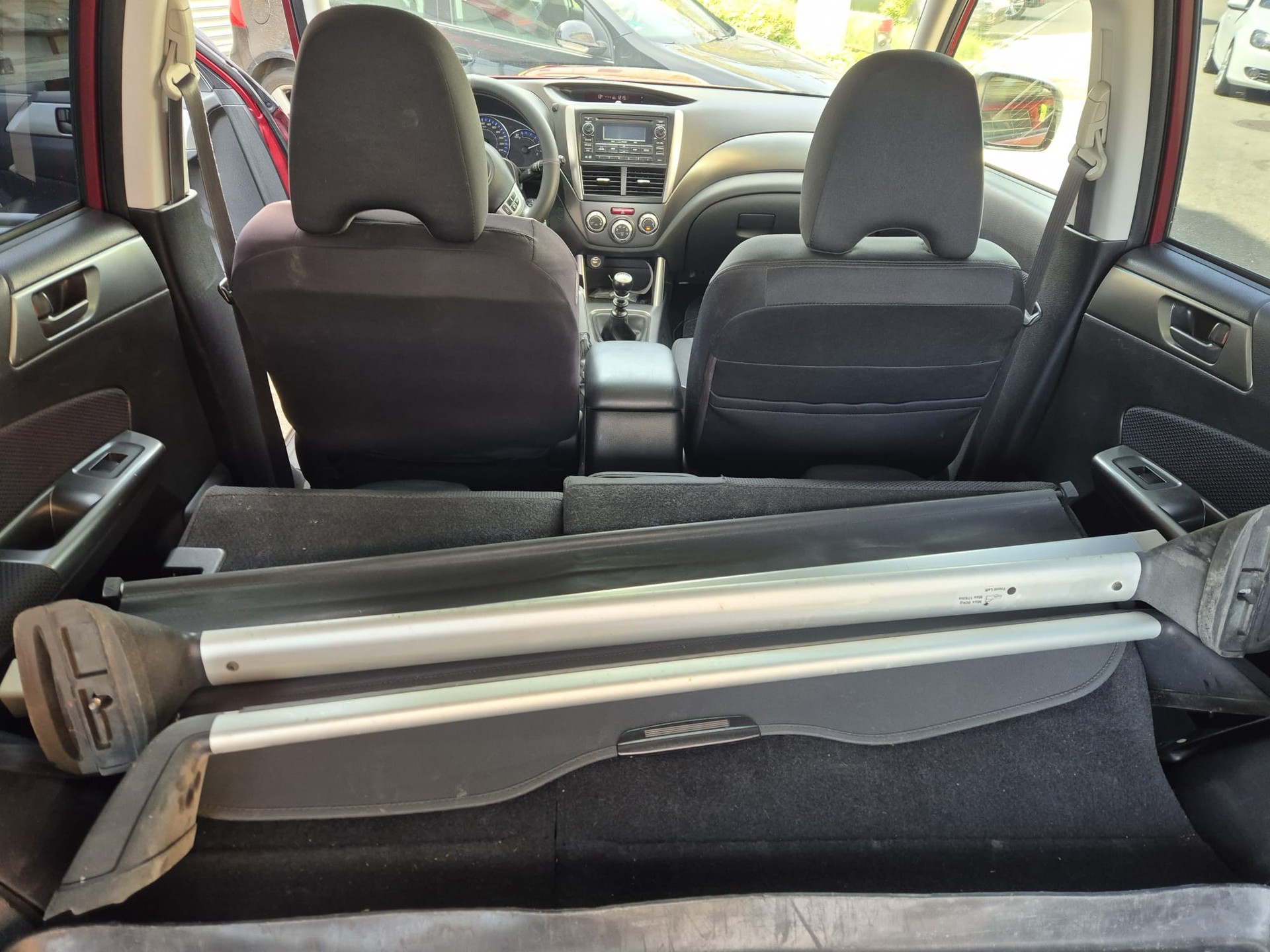 SUBARU Forester 2.0D X Swiss Special-image-8