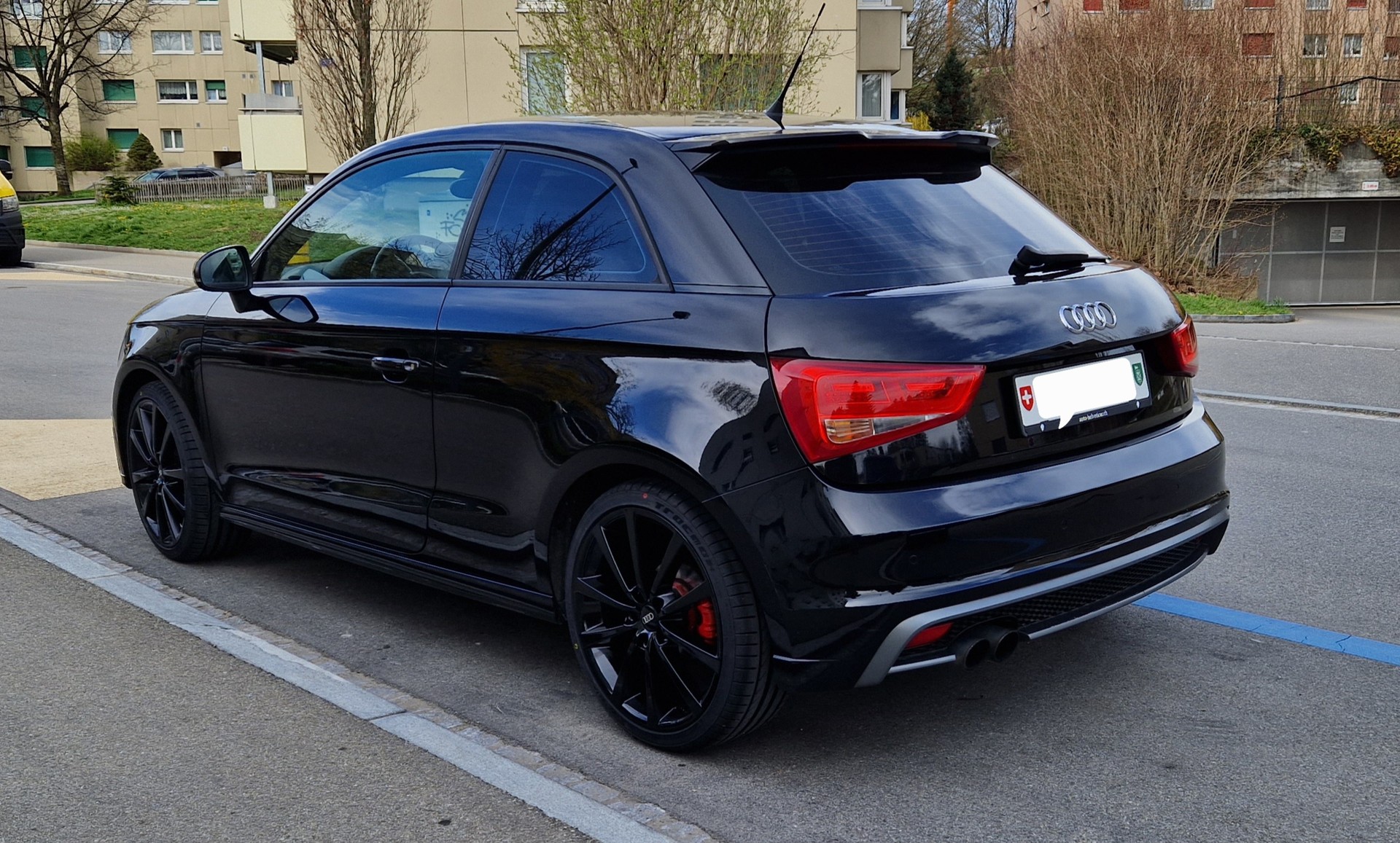 AUDI 1.4 TFSI Ambition S-Tronic-image-1
