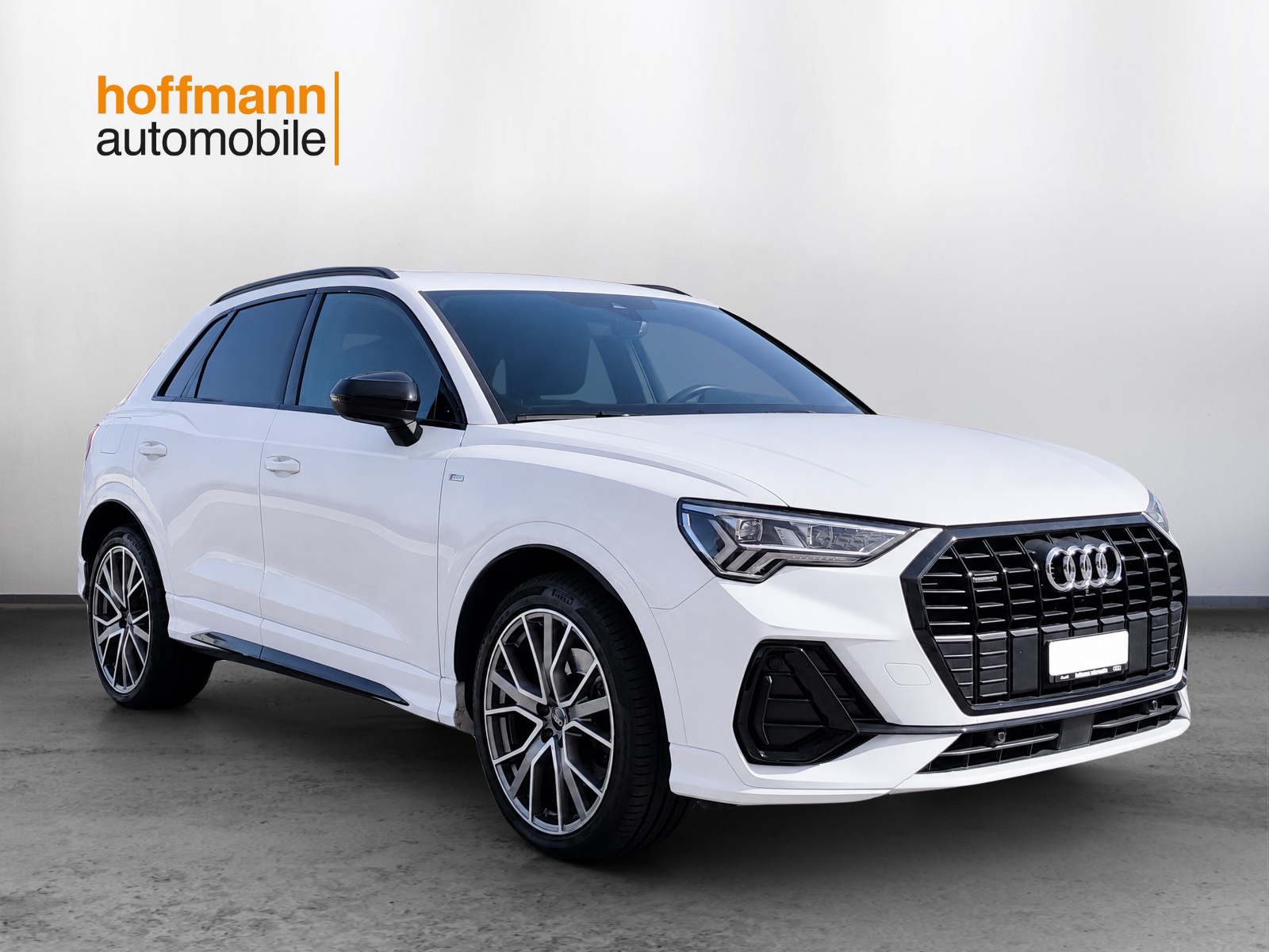 AUDI Q3 40 TFSI S line quattro S-tronic-image-2