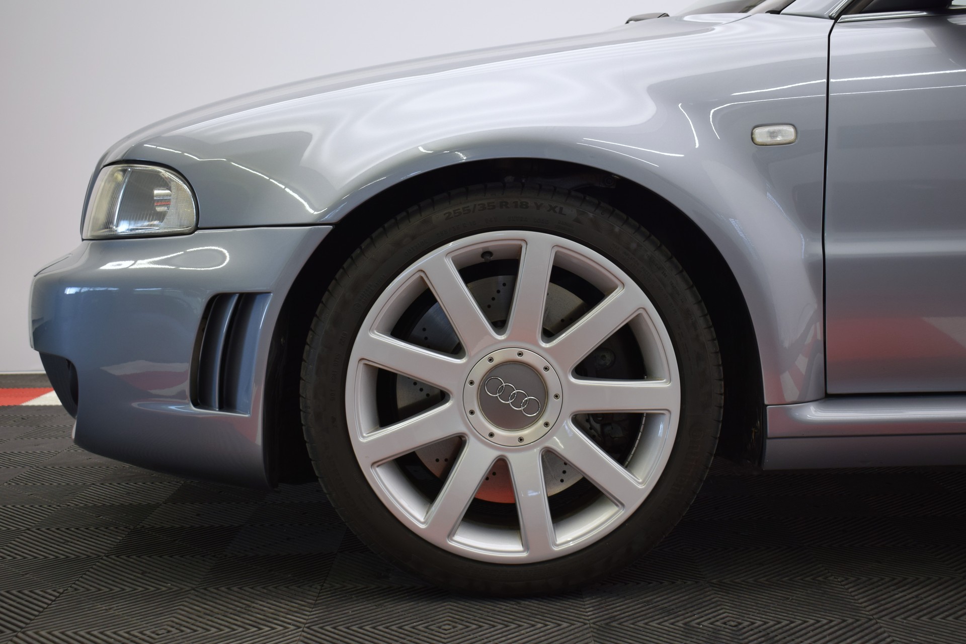AUDI RS4 Avant quattro "Avus Silber Metallic"-image-7
