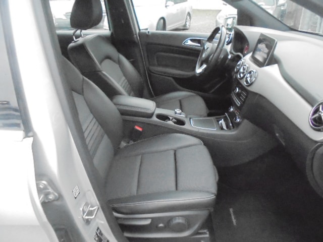 MERCEDES-BENZ B 200 CDI Style 7G-DCT-image-9