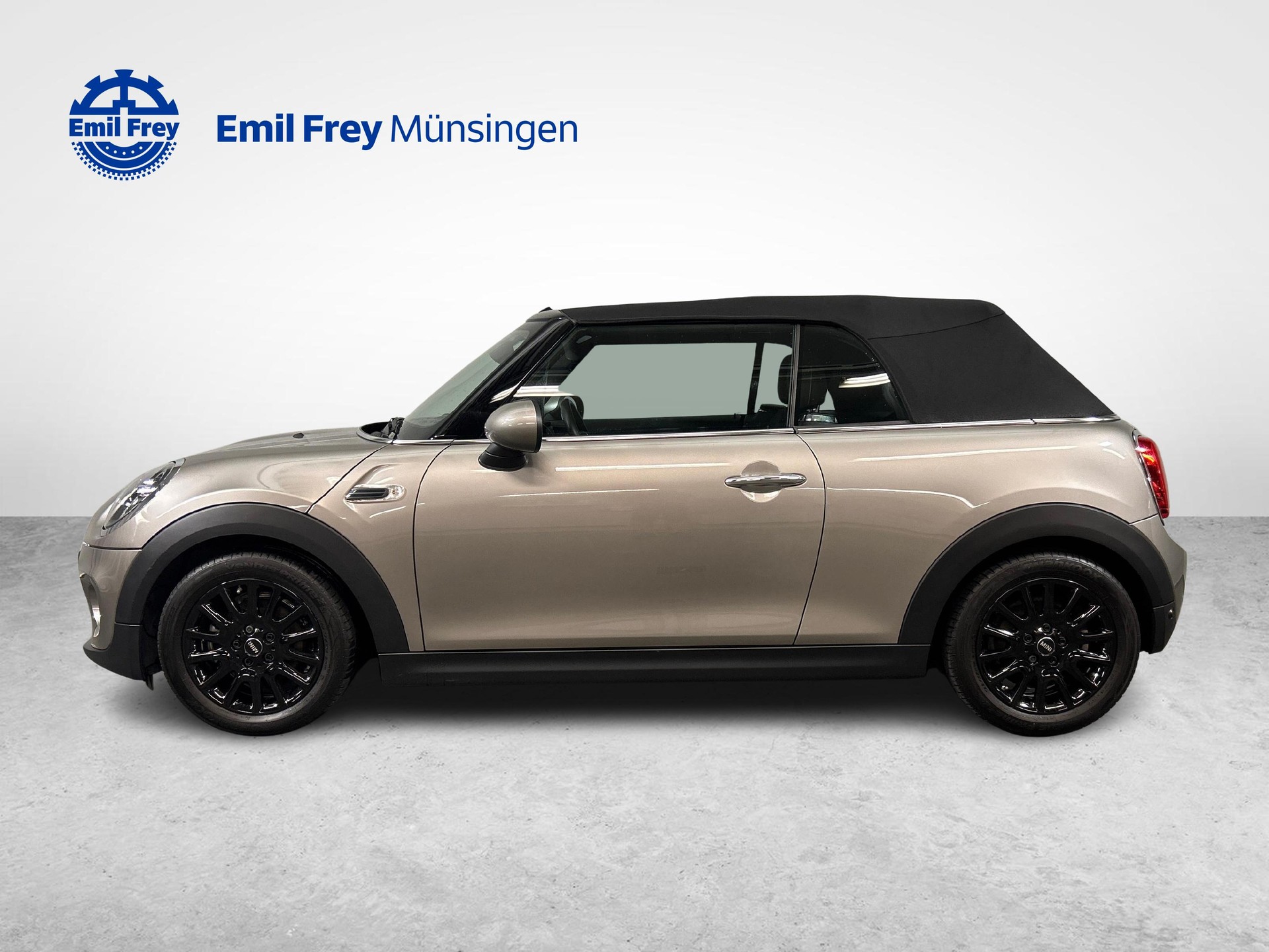 MINI Cabrio F57 1.5i Cooper-image-6