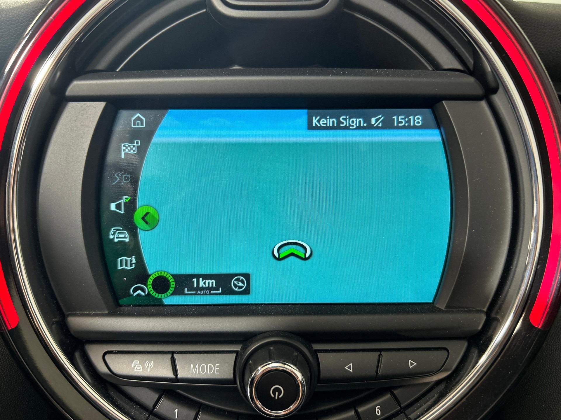 MINI Cabrio F57 1.5i Cooper-image-9