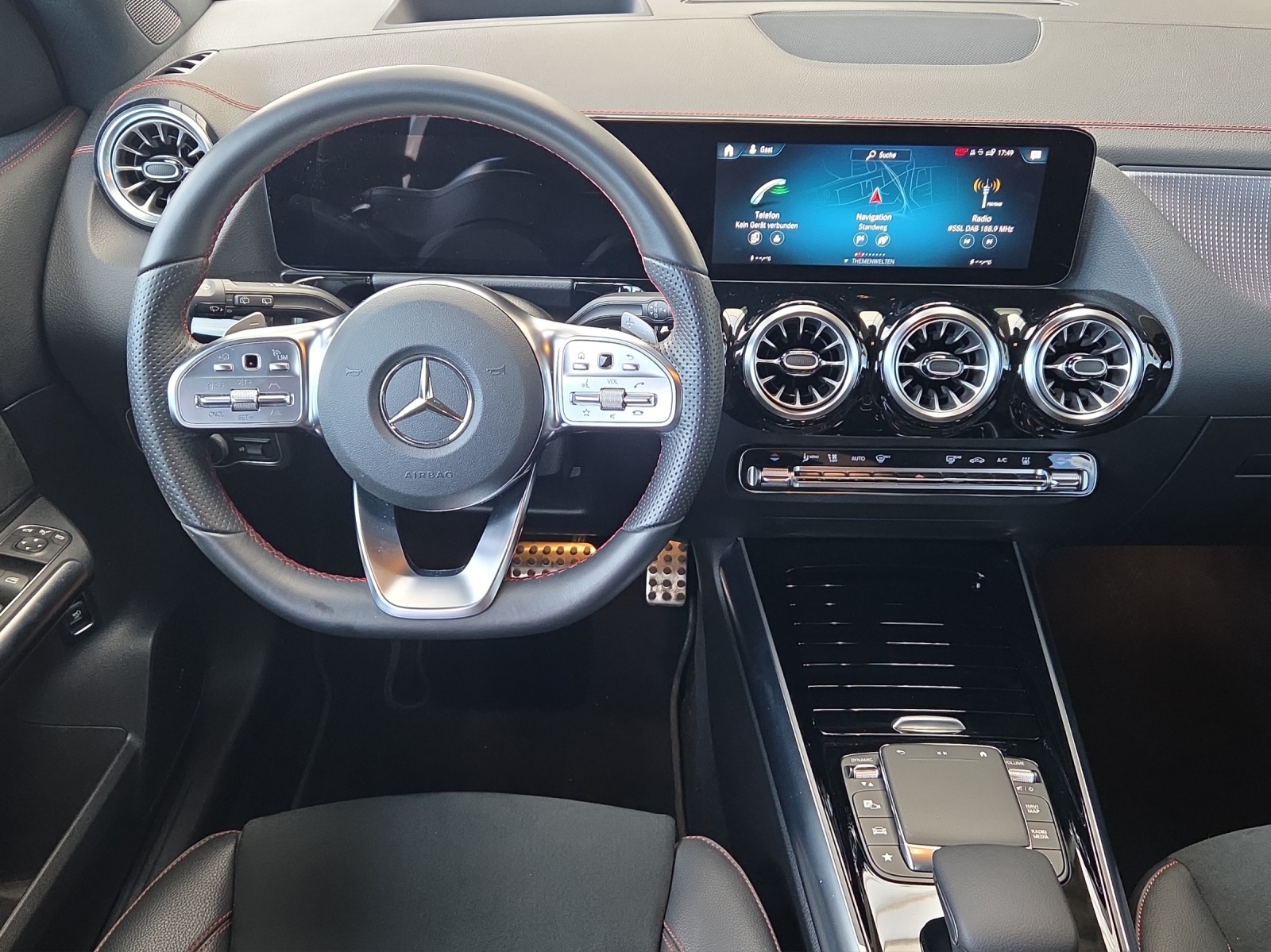 MERCEDES-BENZ EQA 350 AMG Line 4Matic-image-9