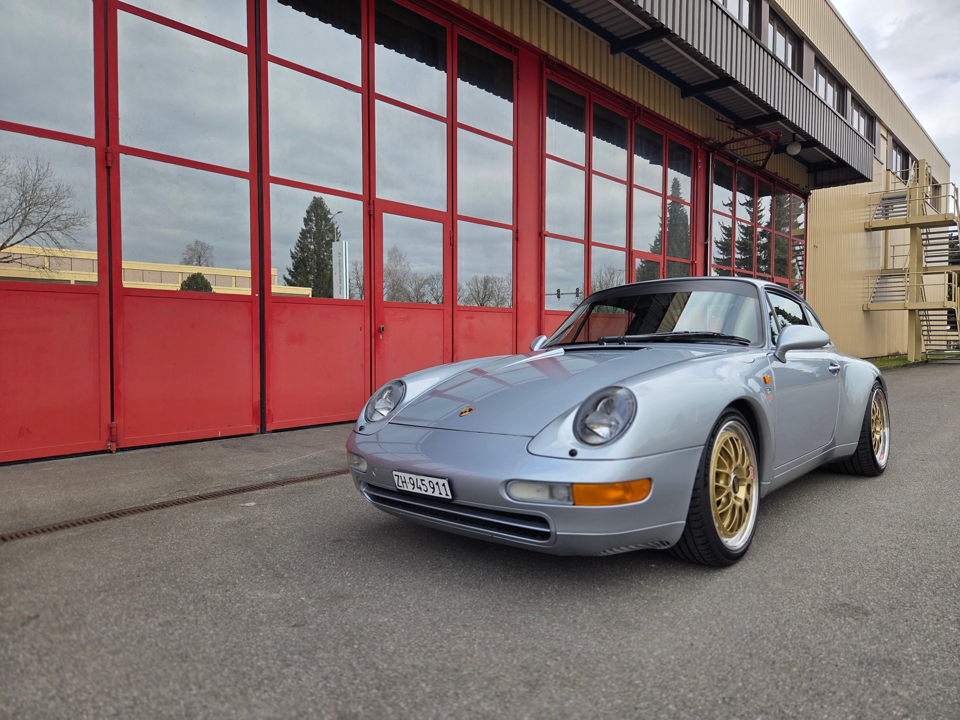 PORSCHE 993 3.6 Carrera 4 Fifty mit 35+ kCHF Upgrades-image-1
