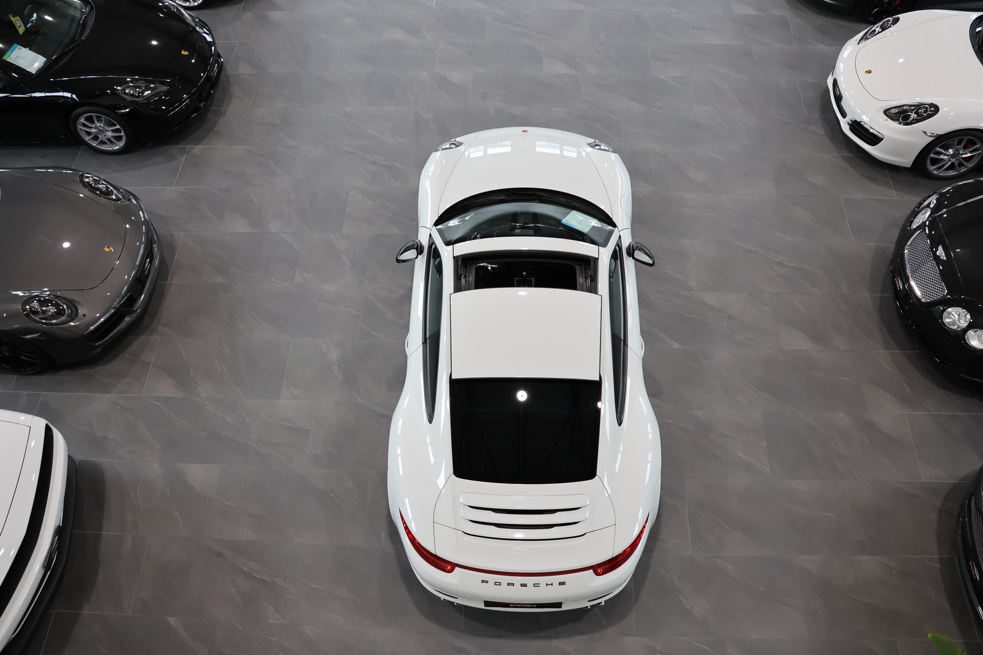 PORSCHE 911 Carrera 4S PDK-image-7