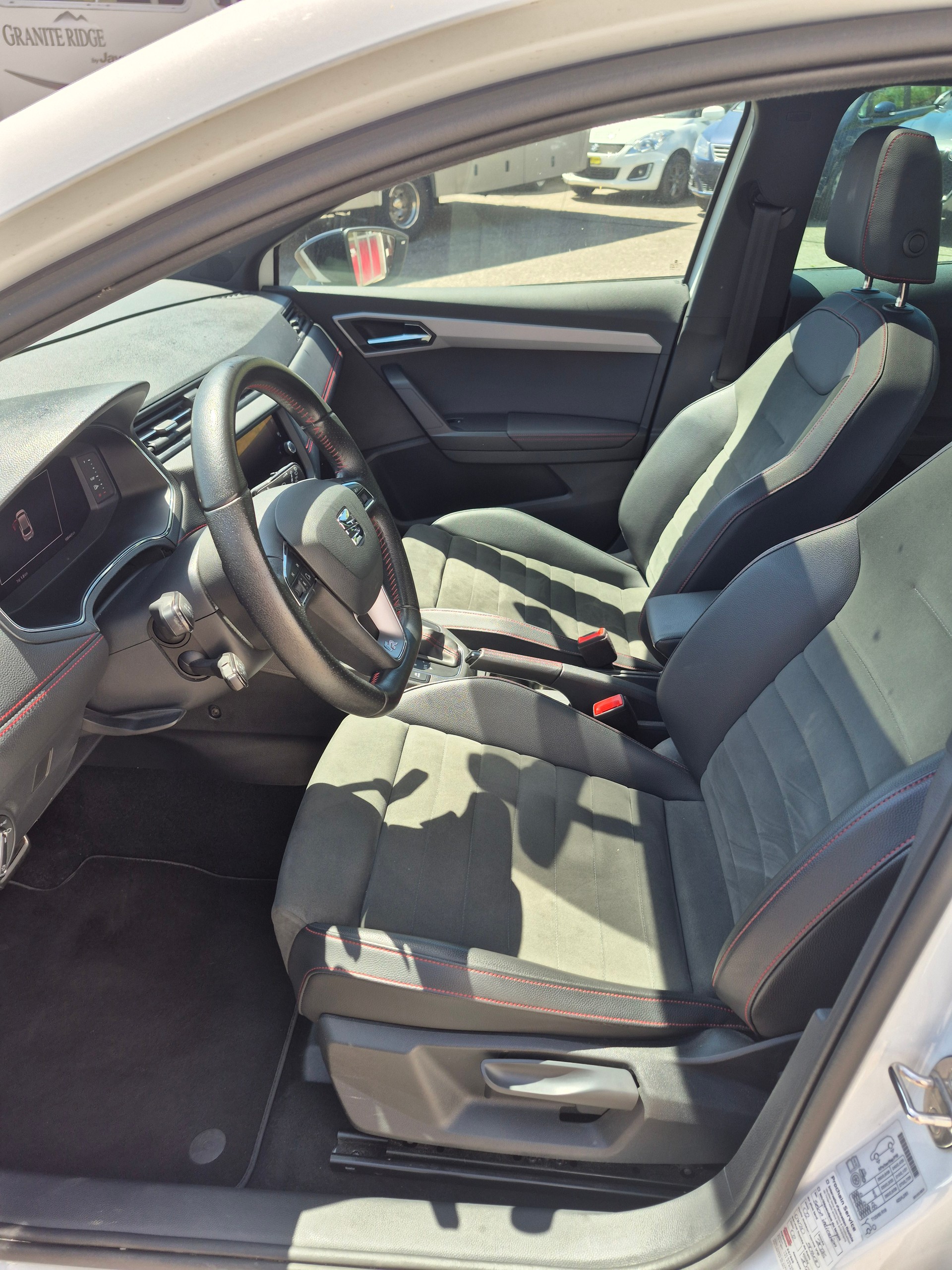 SEAT Ibiza 1.0 EcoTSI DSG Swiss FR Evolution-image-12