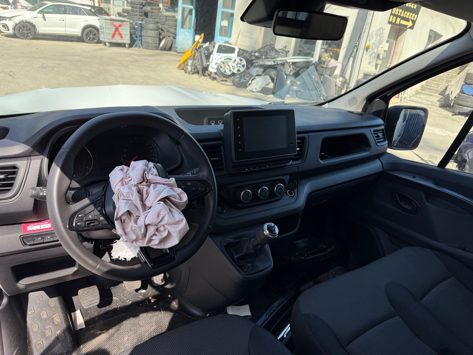 RENAULT Trafic 2.0 Blue dCi 130 Access L2H1 EN-image-8