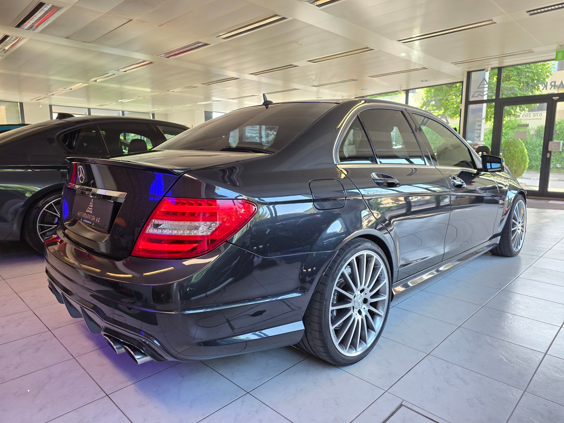 MERCEDES-BENZ C 63 V8 AMG ''Designo Interieur'' !EINZIGARTIG!-image-15