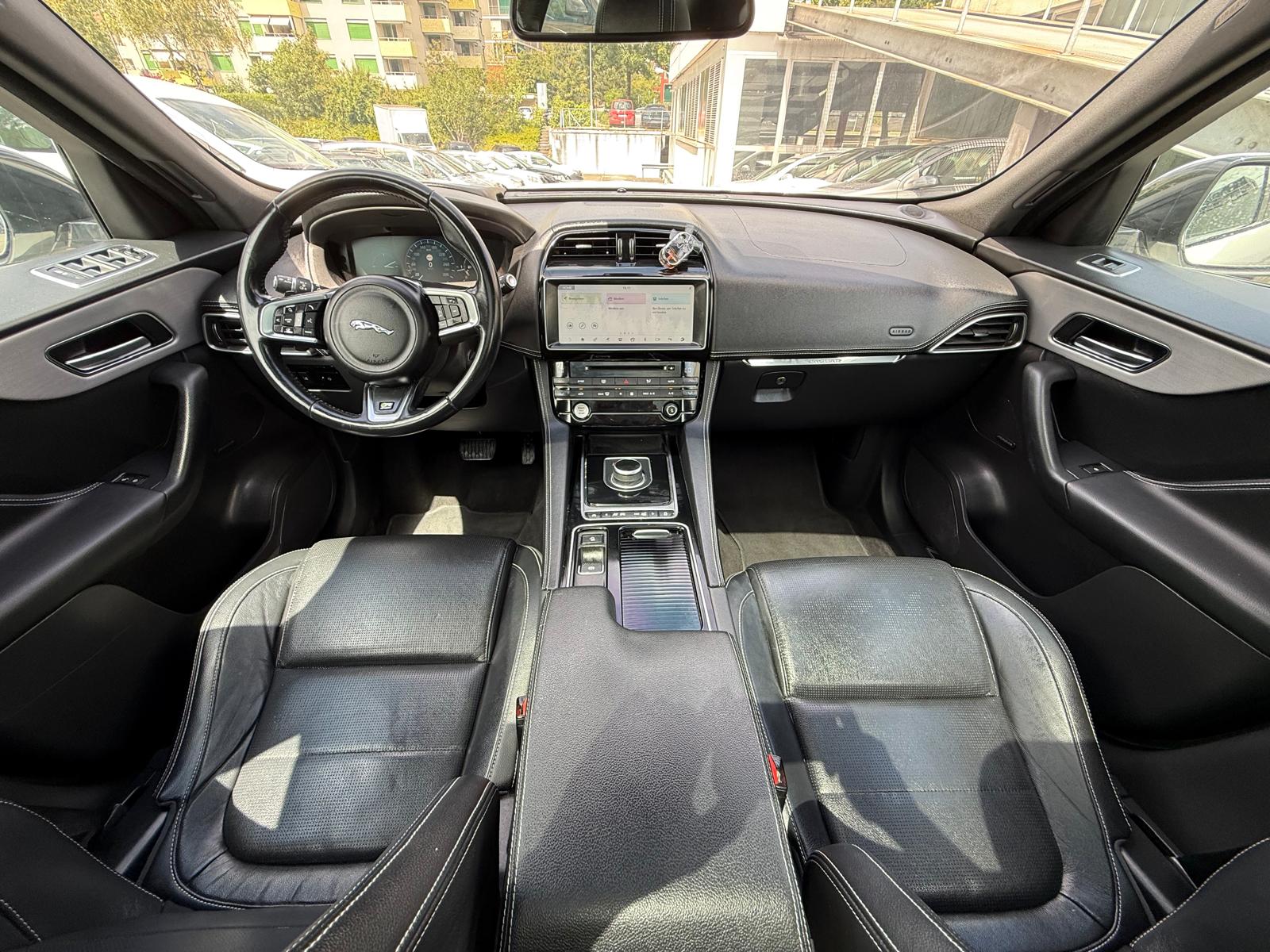 JAGUAR F-Pace 3.0 TD R-Sport AWD Automatik-image-7