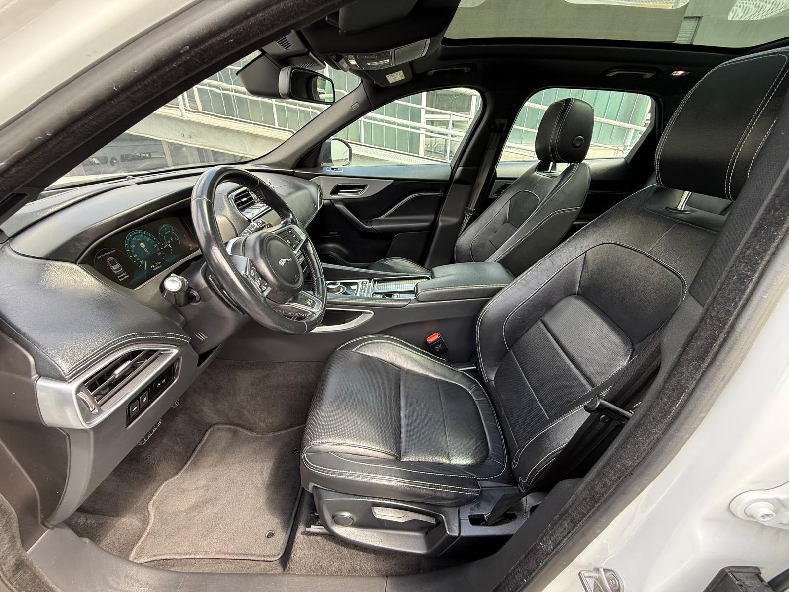 JAGUAR F-Pace 3.0 TD R-Sport AWD Automatik-image-5