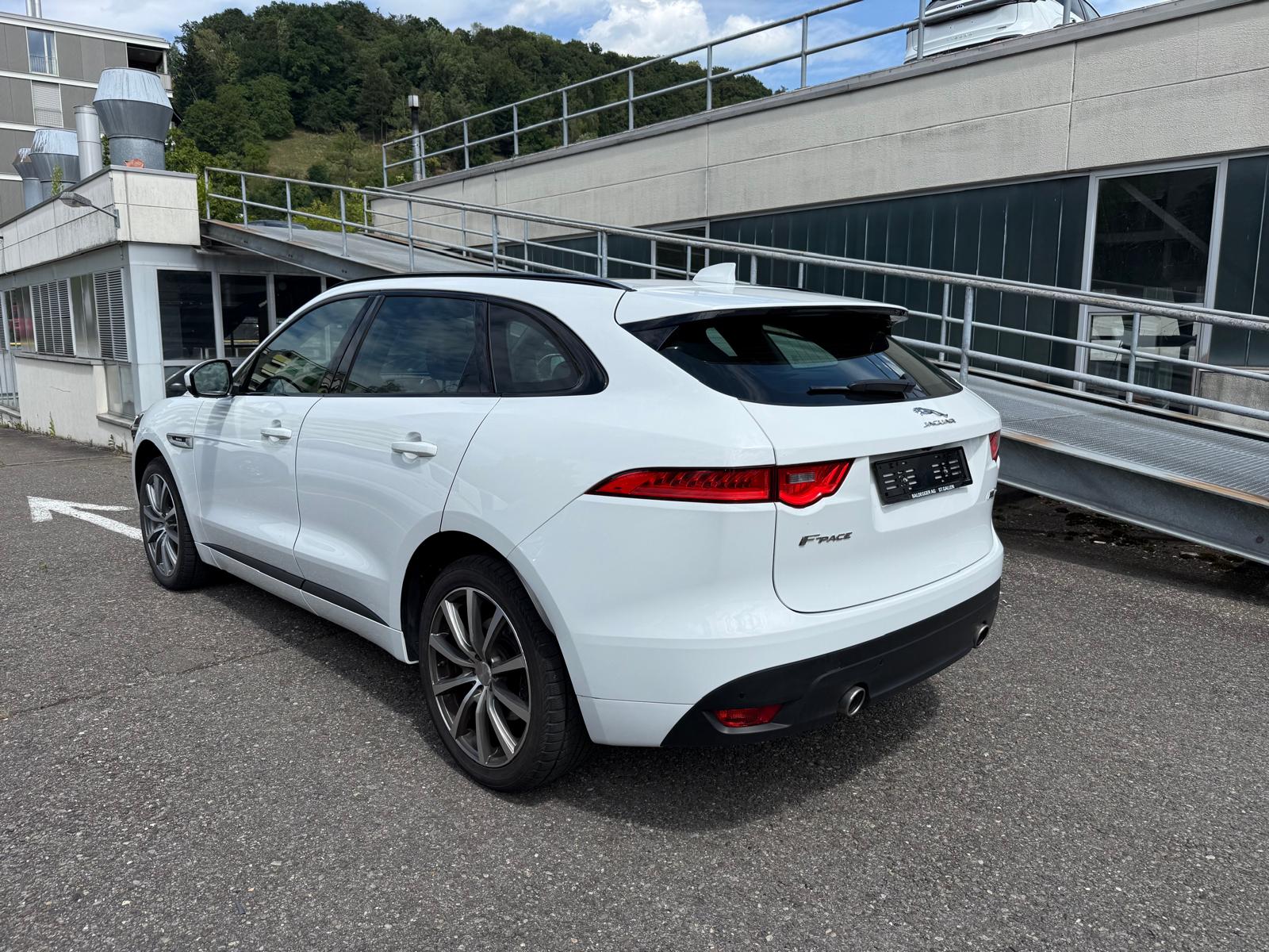 JAGUAR F-Pace 3.0 TD R-Sport AWD Automatik-image-3