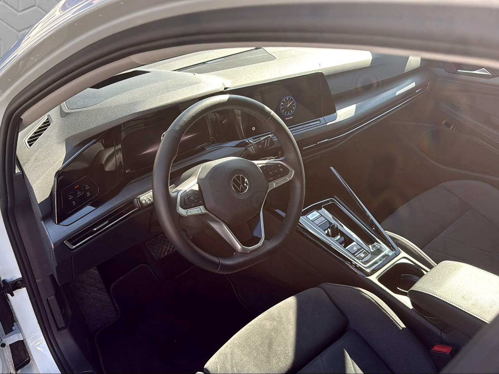 VW Golf 2.0 TSI Style DSG 4 Motion-image-11
