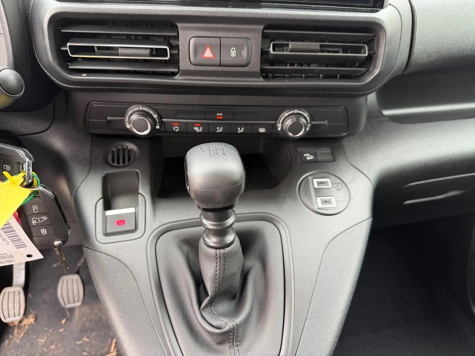 OPEL Combo Cargo Crew XL 1.5 s/s Erhöhte Nutzlast-image-11