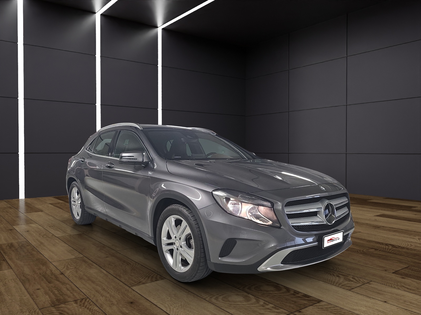 MERCEDES-BENZ GLA 250 Urban 4Matic 7G-DCT-image-1
